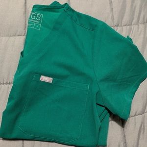 COPY - Figs: S hunter green scrub top style Catarina